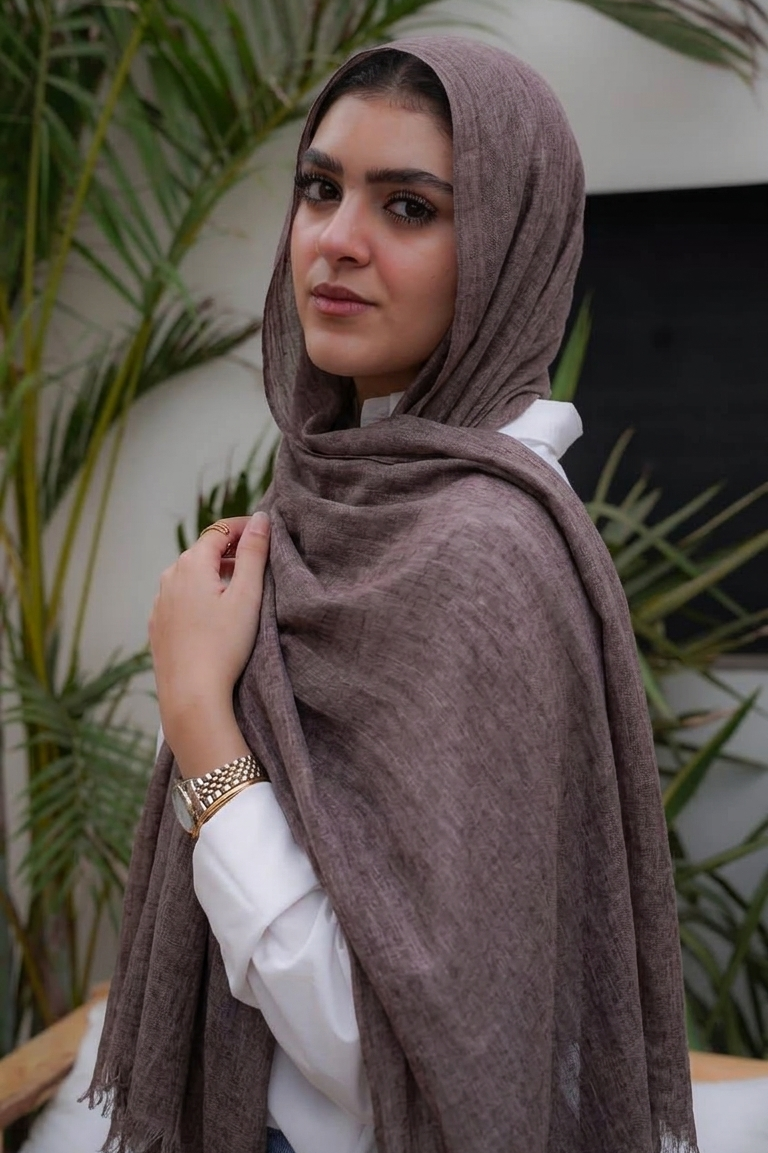 Espresso Ruffled Thai