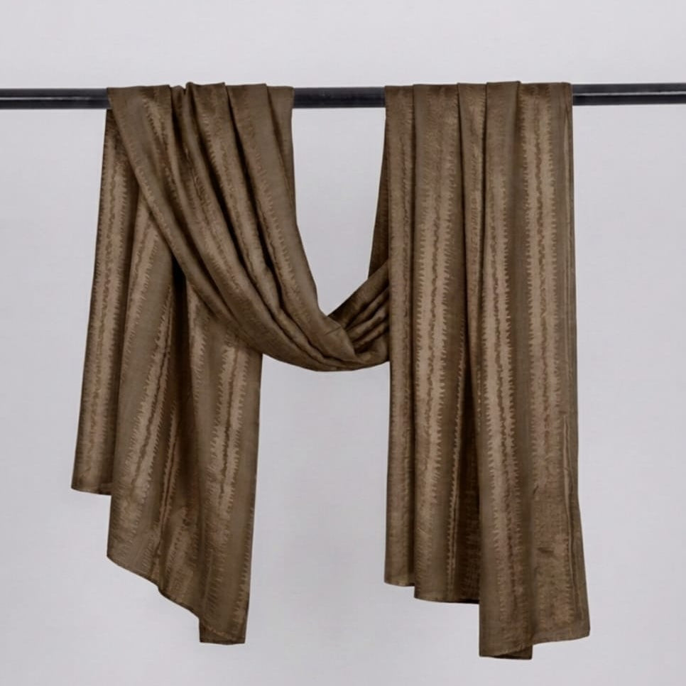Flow Lines Kuwaiti Scarf