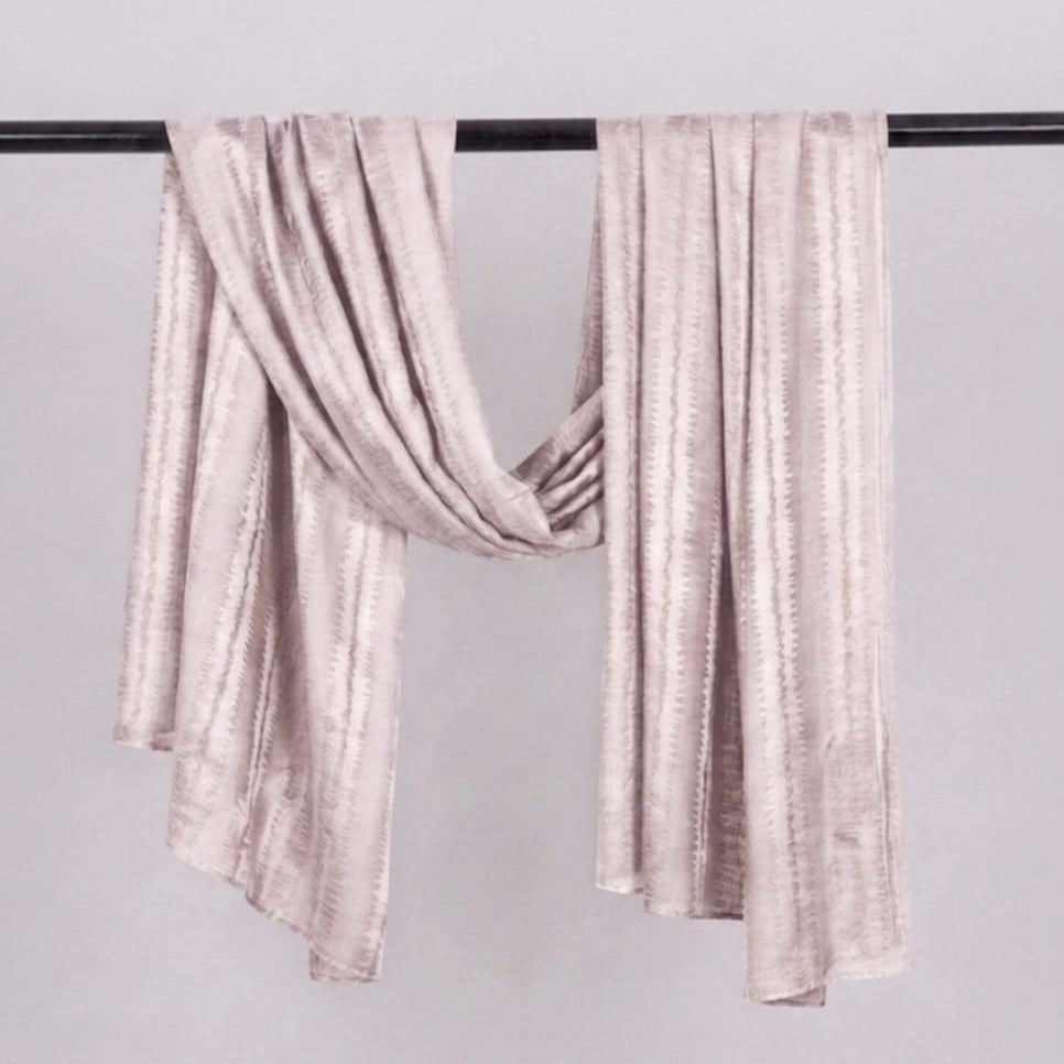 Flow Lines Kuwaiti Scarf